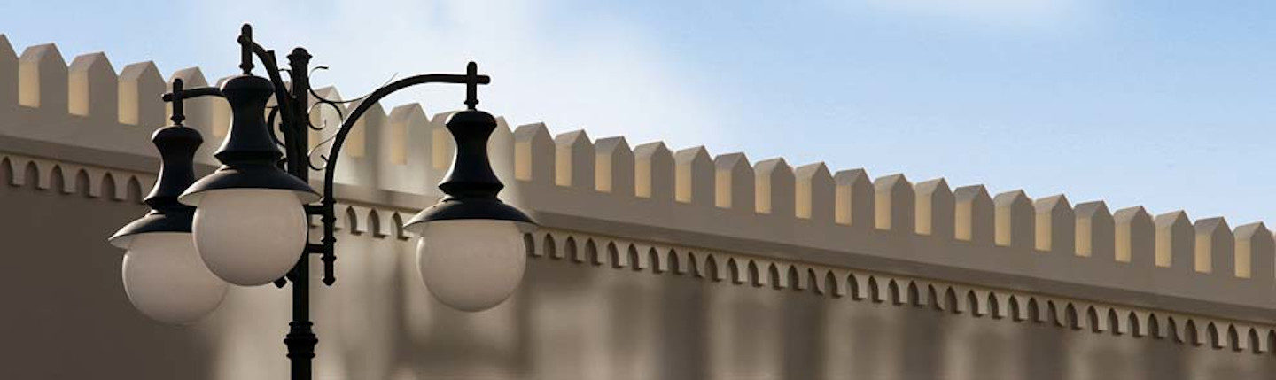 Stylizovaná pouliční lampa v rustikálním stylu dodá náměstím, promenádám a pláckům jedinečný nádech.